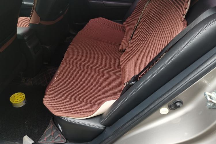 Used Toyota Corolla 2018 Dual-Engine 1.8L E-CVT Smart Edition
