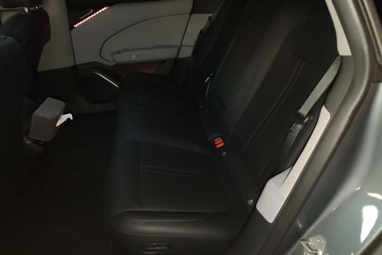 Used Zeekr 007 2024 Rear-Drive Intelligent Driving Version 100 kWh Left Rear Seat