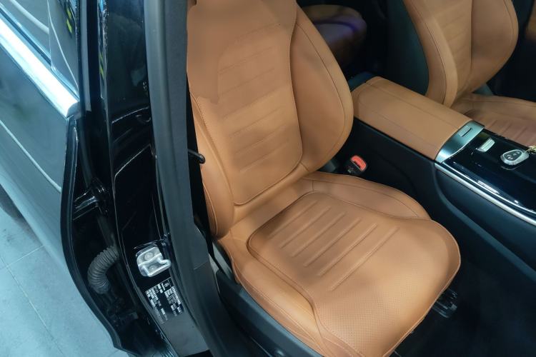 Used Mercedes-Benz GLC 2024 GLC 260 L 4MATIC Dynamic Edition 5-seater