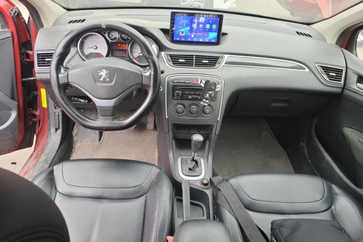 Used Peugeot 308 2014 Enjoy Edition Classic 1.6L Automatic Premium Model Center Console