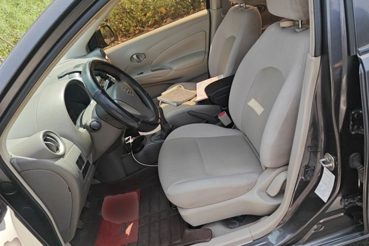 Used Nissan Sunny 2015 1.5XE Manual Comfort Edition
