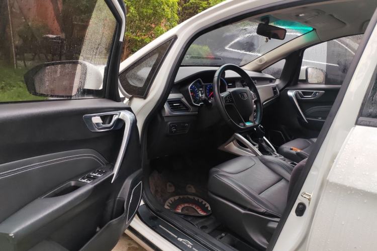 Used Geely Auto Vision X3 2017 1.5L Automatic Elite Model Driver Seat