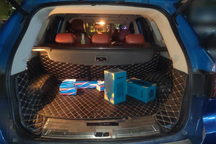 Used Roewe RX5 2016 30T Four-Wheel Drive Automatic Internet Smart Luxury Edition Trunk