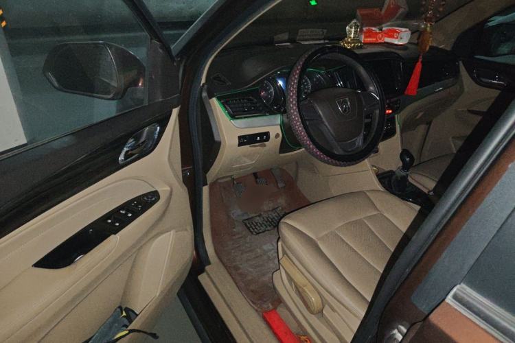 Used Baojun 730 2016 1.5L Manual Comfort Version 7 Seats China V Emission Standard