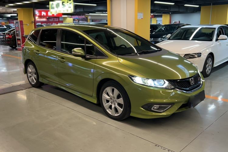 Used Honda Jade 2013 1.8L automatic Comfort version 5 seats
