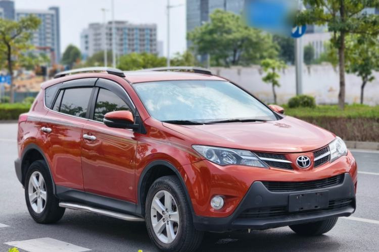 Used Toyota RAV4 2013 2.0L CVT Four-Wheel Drive New Edition
