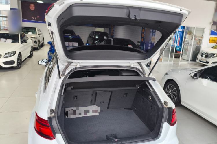 Used Audi A3 2018 30th Anniversary Edition Sportback 35 TFSI Ambition Model
