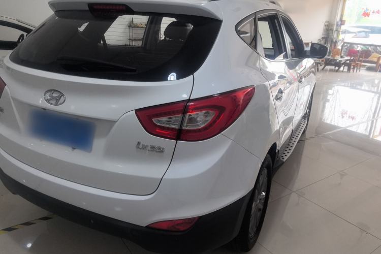 Used Hyundai ix35 2015 2.0L Automatic 2WD Smart Version China V Standard
