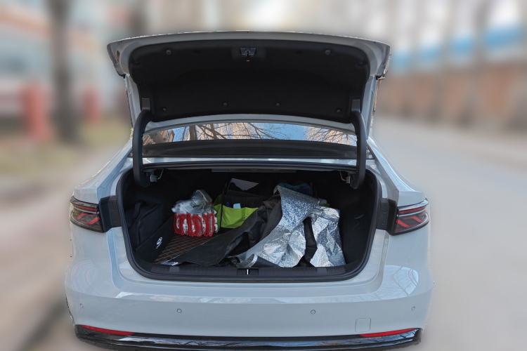 Used Chery Fengyun A8L 2025 1.5 TGDI 145 km Luxury Version