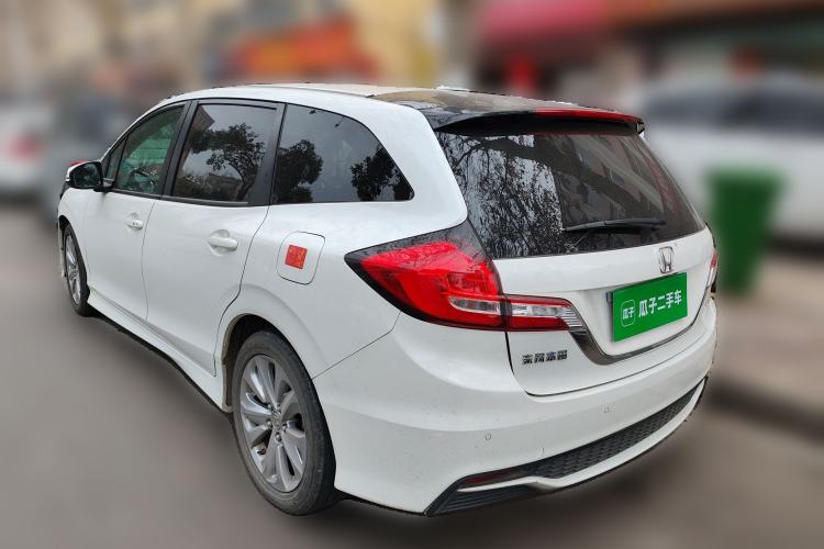 Used Honda Jade 2017 1.8L automatic Comfort version 5 seats
