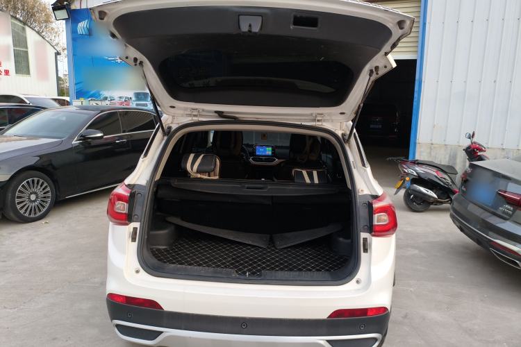 Used Baojun 510 2017 1.5L Manual Luxury Model Trunk