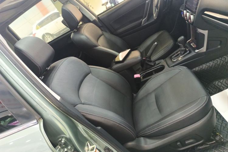 Used Subaru Forester 2018 2.5i Luxury Navigation Edition