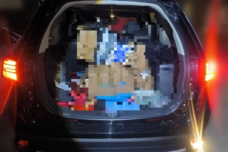 Used Mitsubishi Outlander 2017 2.0L Two-Wheel Drive Glory Edition 5 Seats Trunk