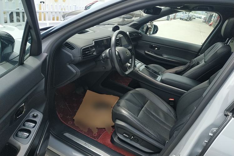 Used Nio ES8 2020 415 km Range 6-Seater Version
