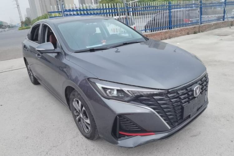 Used CHANGAN Eado 2023 Changan Edition PLUS Blue Whale NE 1.4T GDI DCT Prestige Version Front Right 45 Deg