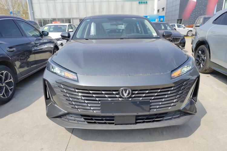 Used CHANGAN Eado 2025 Blue Whale 1.5T 500Bar Prestige Model