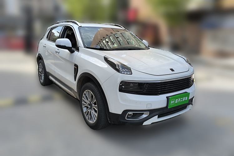 Used Lynk & Co 01 2018 2.0T Two-Wheel-Drive + Version Front Right 45 Deg