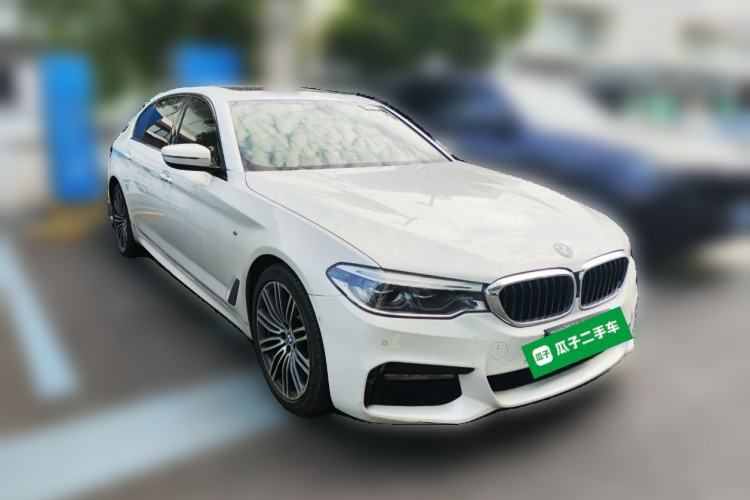 Used BMW 5 Series 2018 Restyled 530Li Luxury Edition M Sport Package Front Right 45 Deg