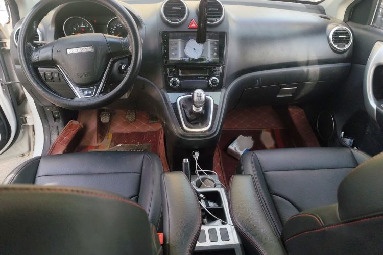 Used Haval H6 2016 Upgraded Model 1.5T Manual Two-Wheel Drive Urban Version