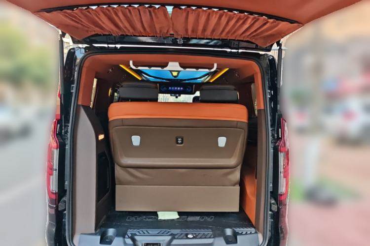 Used Juntian Black Warrior Youth 2025 2.0T Gasoline Top-of-the-Line Version Trunk