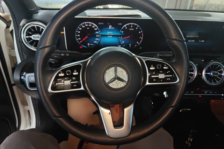 Used Mercedes-Benz A-Class 2019 A 200 Dynamic Edition
