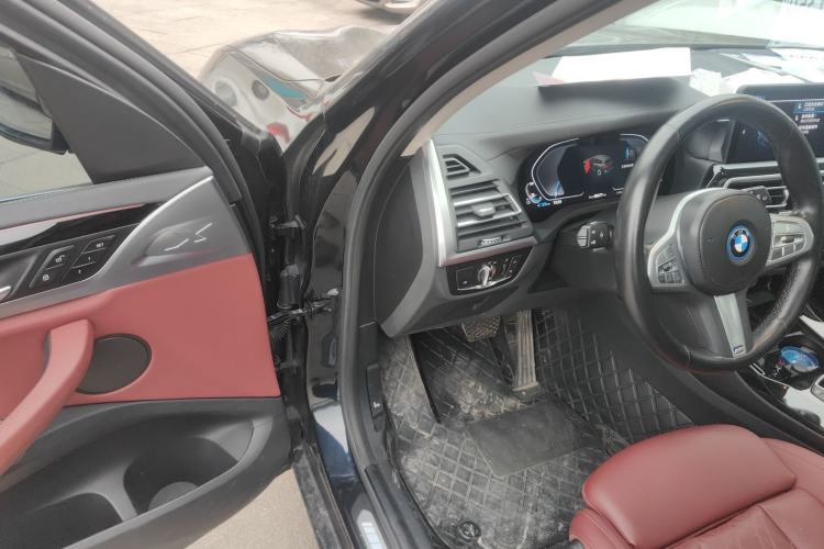 Used BMW iX3 2023 Leading Model