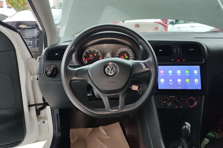 Used Volkswagen Polo 2018 1.5L Automatic Advanced Driving Model Steering Wheel