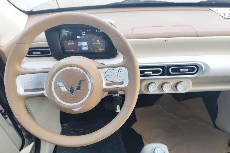 Used Wuling Hongguang MINIEV 2024 3rd Generation 215km Youth Edition
