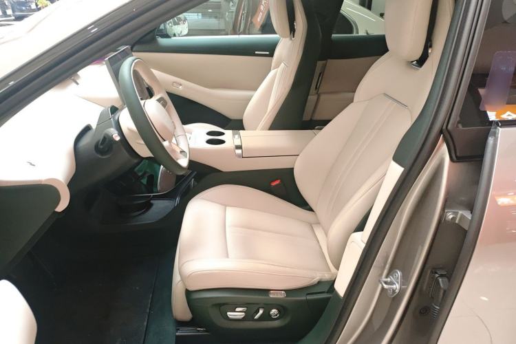 Used Xiaomi Auto YU7 2025 Ultra-Long Range Rear-Wheel Drive Version Left Front Seat