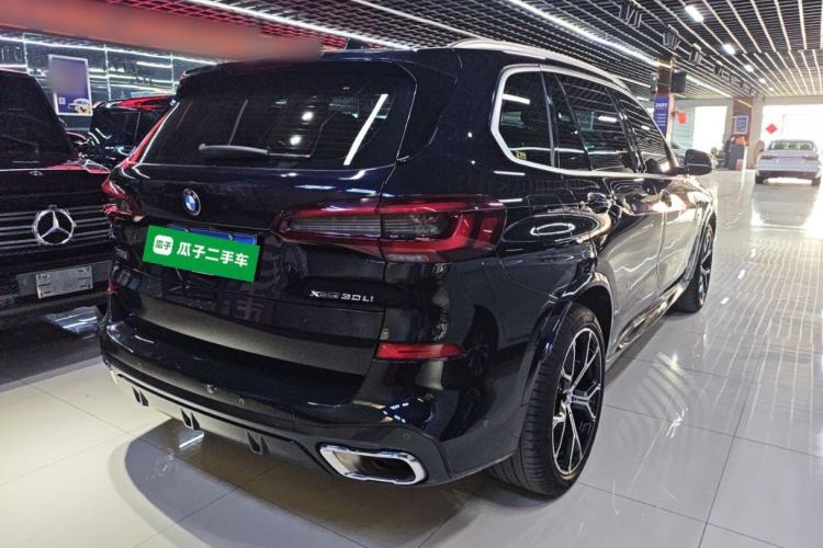 Used BMW X5 2022 xDrive 30Li Luxury M Sport Package