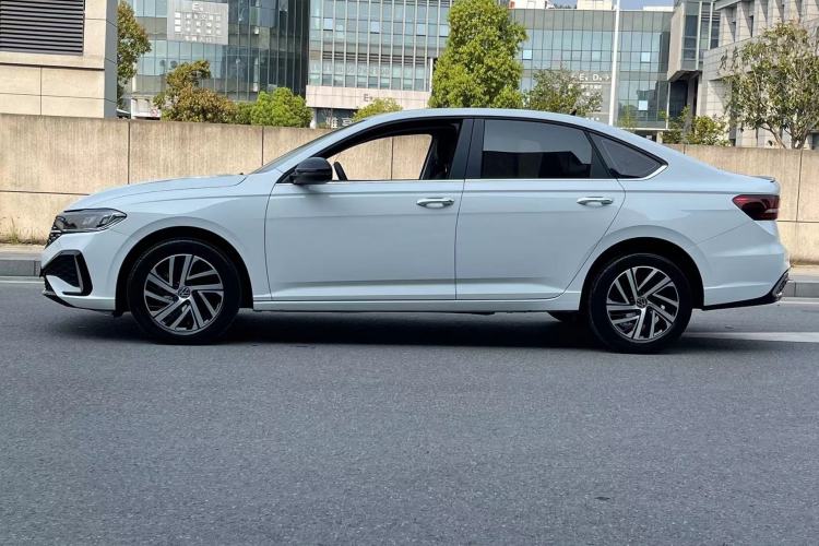 Used Volkswagen Lavida 2024 300TSI DSG Starry Sky Deluxe Edition Exterior 3