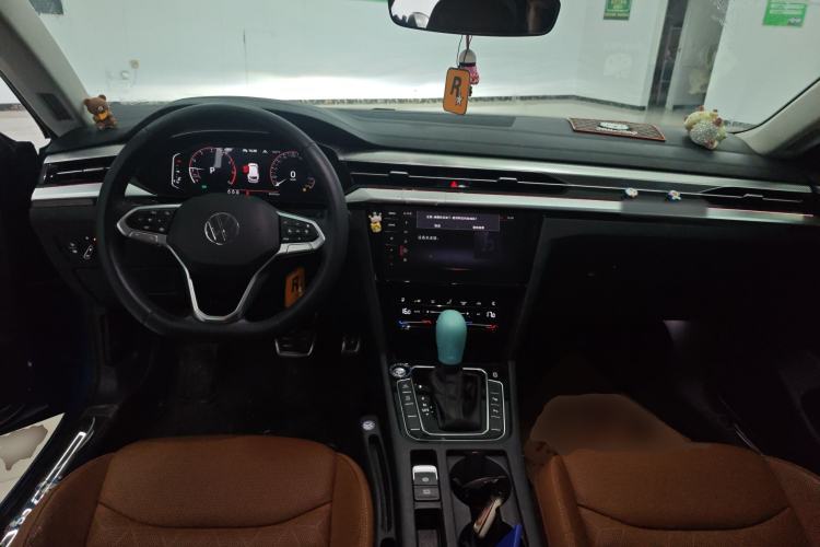 Used Volkswagen FAW-Volkswagen CC 2021 Estate Car 380TSI Vizion Edition Center Console