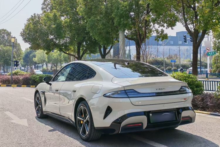 Used Xiaomi Auto SU7 2024 Four-Wheel Drive Ultra-Long Range Advanced Intelligent Driving Max Edition
