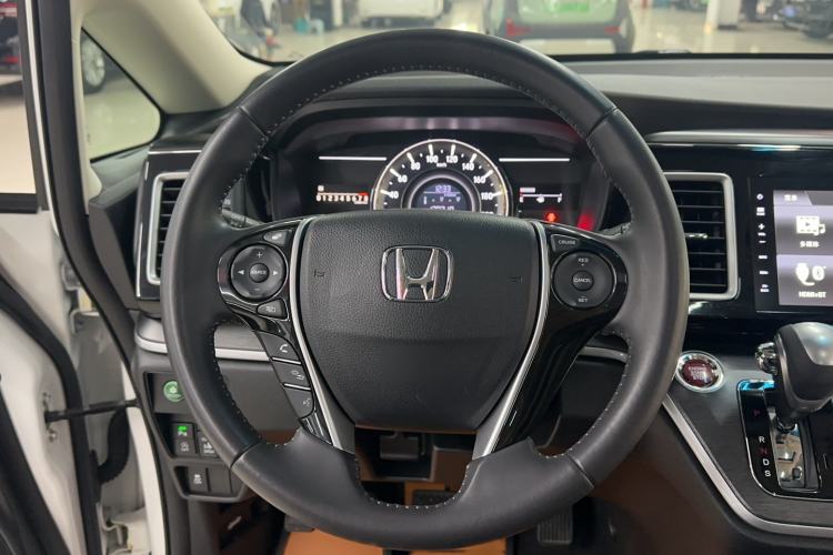 Used Honda Elysion 2016 2.4L Style Edition