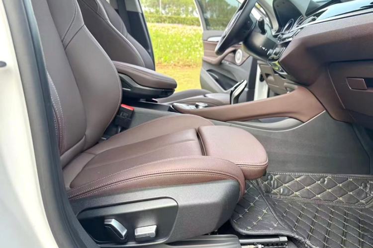 Used BMW X1 2020 sDrive25Li Leading Model Interior 3