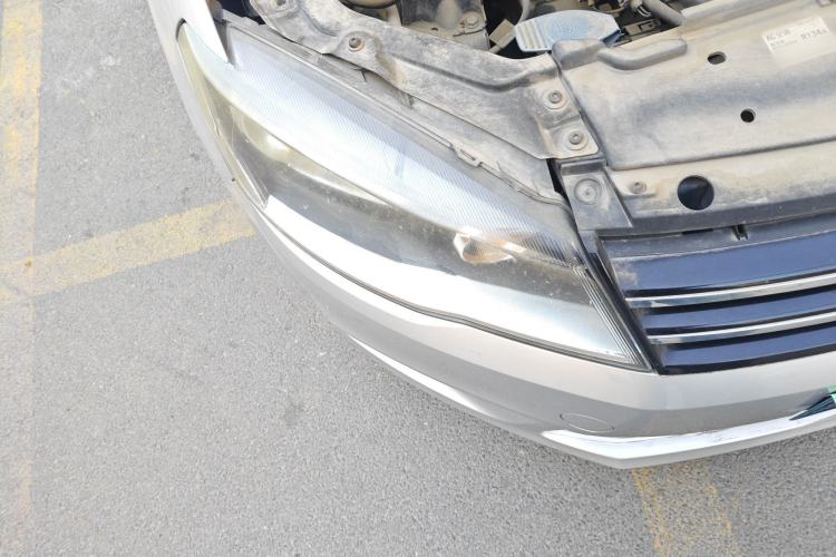 Used Volkswagen Jetta 2015 Zhuihui Edition 1.6L Manual Comfort Model Right Front Headlight