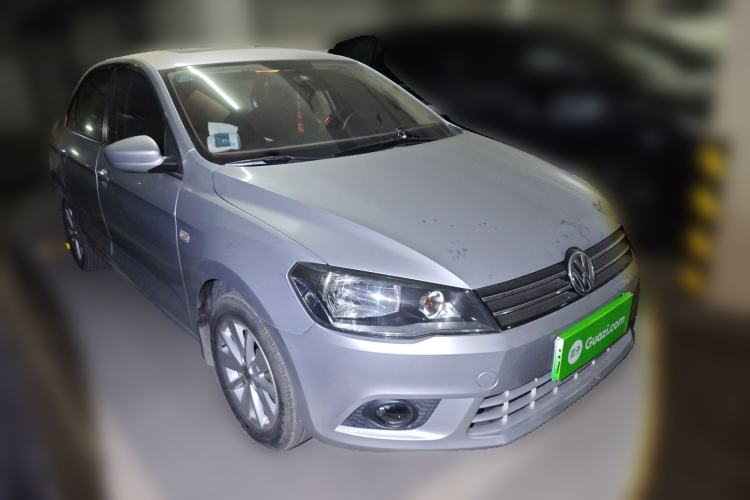 Used Volkswagen Jetta 2013 1.6L Manual Comfort Model Front Right 45 Deg