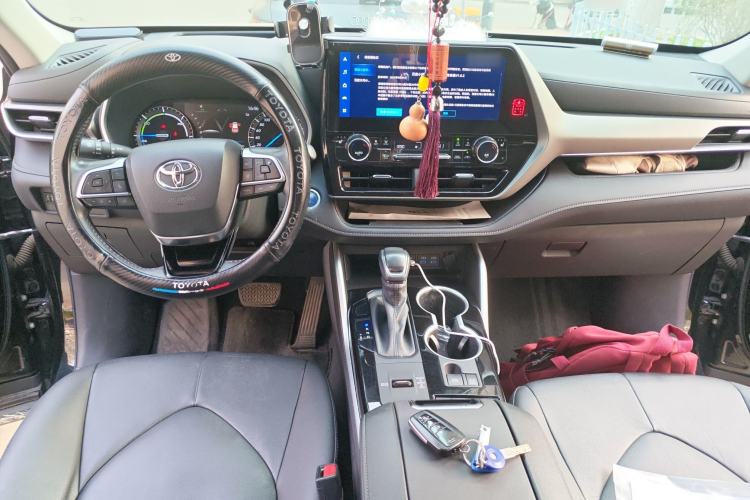 Used Toyota Highlander 2022 Dual-Engine 2.5L Four-Wheel Drive Prestige Version 7 Seats Center Console