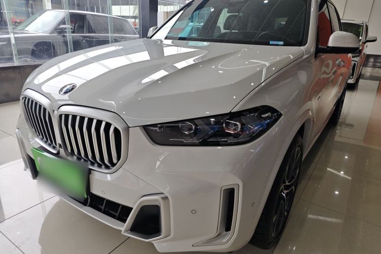 Used BMW X5 2023 xDrive 40Li M Sport Package