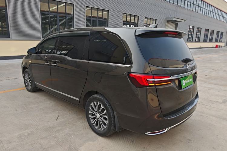 Used Buick GL8 2021 Land Cruiser Executive Class 652T Luxury Model Rear Left 45 Deg