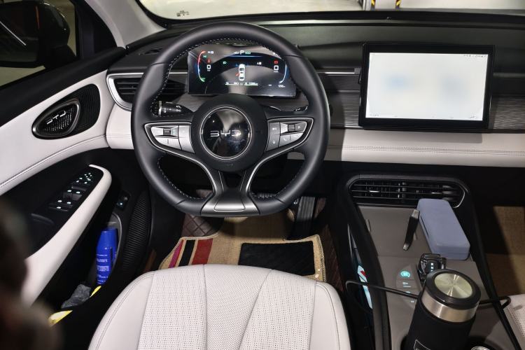 Used BYD Seal 05 DM-i 2025 DM-i Smart Drive 55KM Luxury Model Steering Wheel