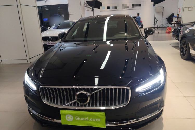 Used Volvo S90 2025 B5 Zhiyi Luxury Edition
