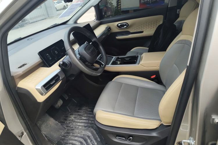 Used AION Y 2021 70 Enjoyment Tech Edition
