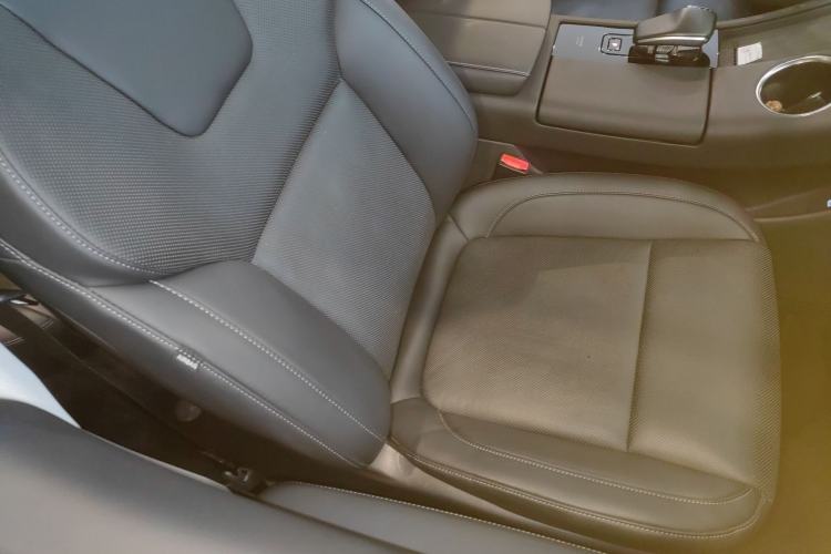 Used Hima AITO M5 2022 Extended-Range Four-Wheel Drive Performance Version Right Front Seat