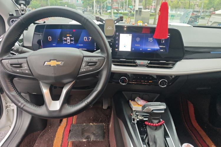 Used Chevrolet Monza 2023 1.5L Dual-Clutch WOW Enjoyment Edition Center Console