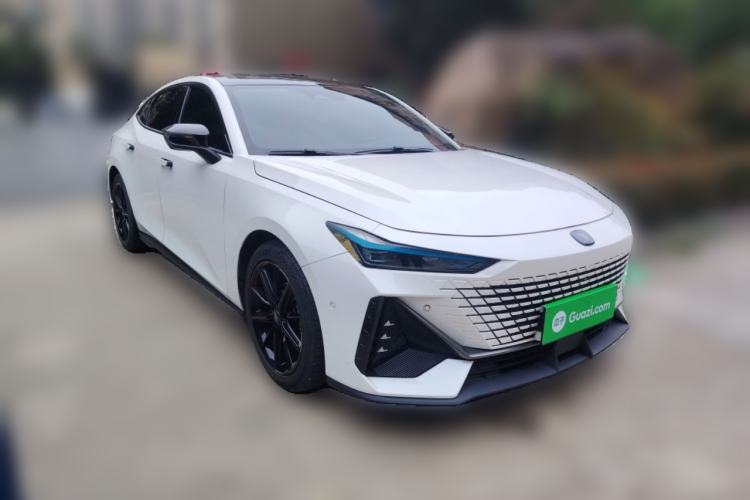 Used Changan UNI-V 2022 1.5T Smart Navigation Version