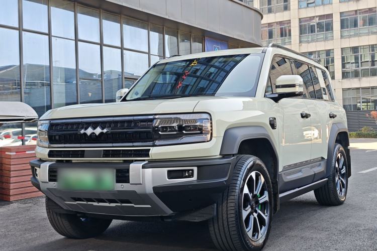 Used Formula Leopard Leopard 5 2023 Navigator Edition