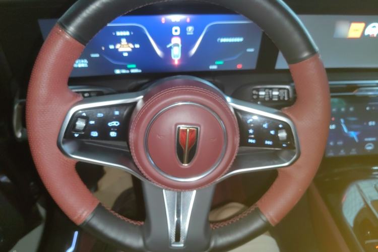 Used Hongqi E-HS9 2021 460 km Range Flagship Edition Six-Seater Steering Wheel