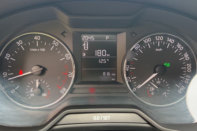 Used Skoda Octavia 2015 1.6L Automatic Yijie Edition Instrument Cluster