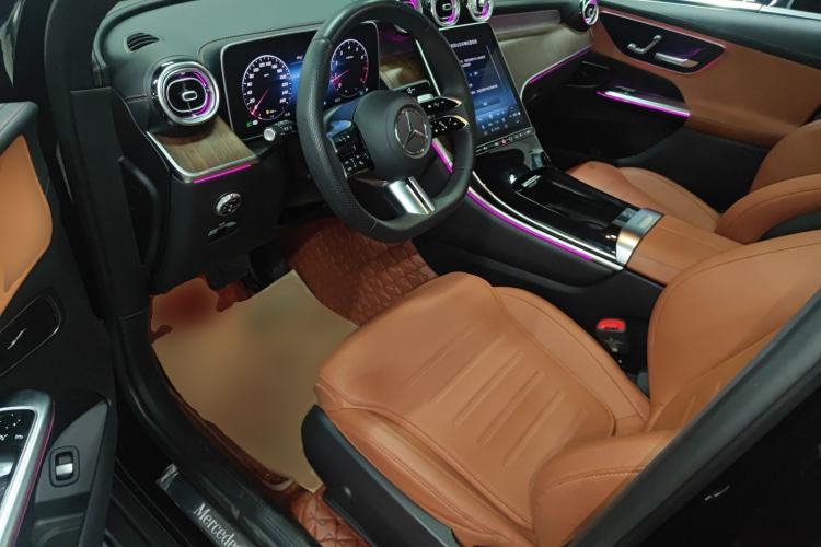 Used Mercedes-Benz GLC 2024 GLC 300 L 4MATIC Dynamic Edition 5-seater
